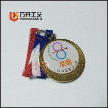 平陽縣宇霄工藝品廠 專業定制禮品、錢幣冊、紀念章與辦公用品